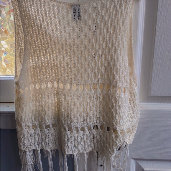 Windsor Cream Lace Blouse - Picture 2 of 4